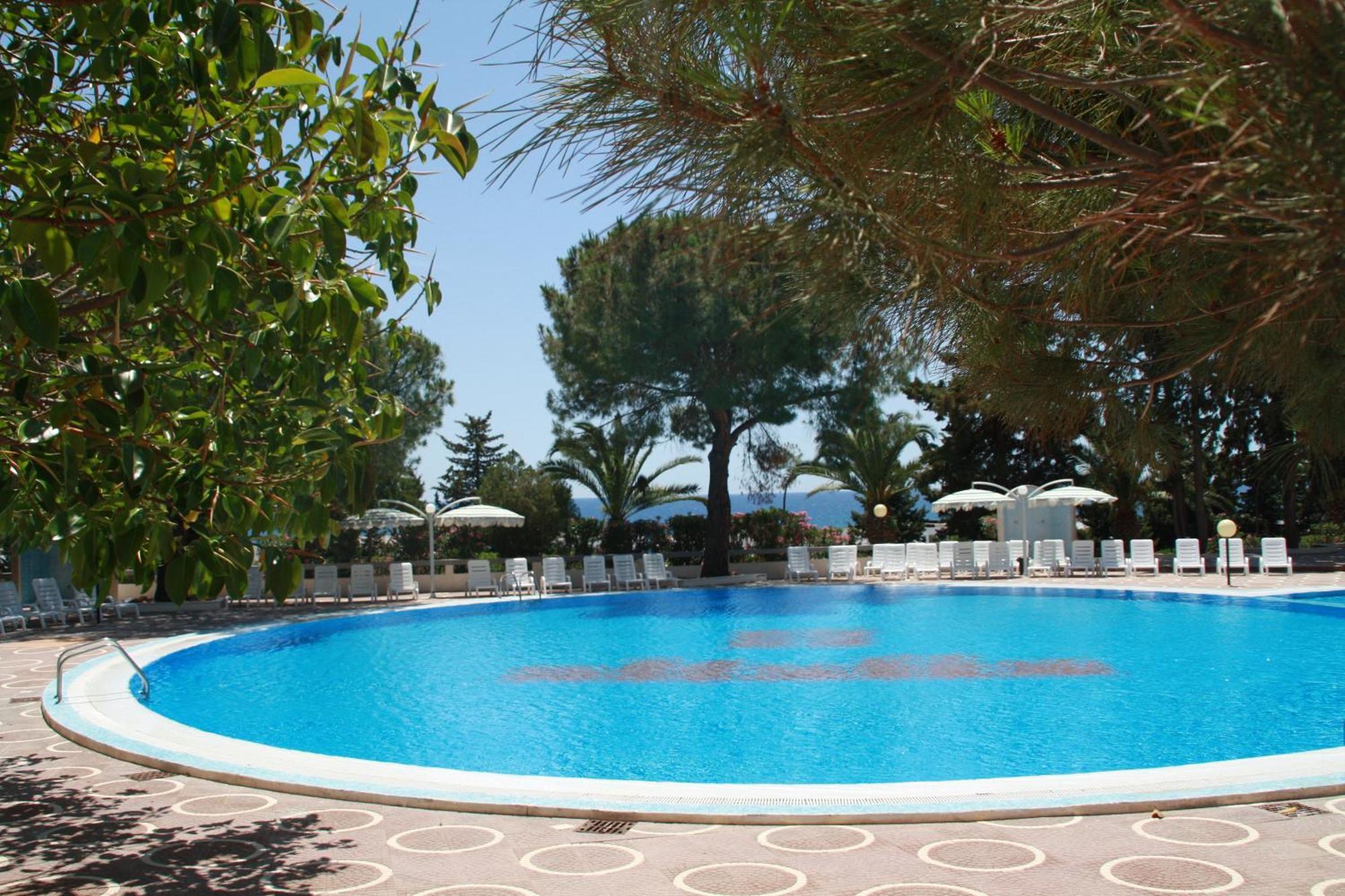 Hotel Villaggio Club Altalia Brancaleone Exteriér fotografie