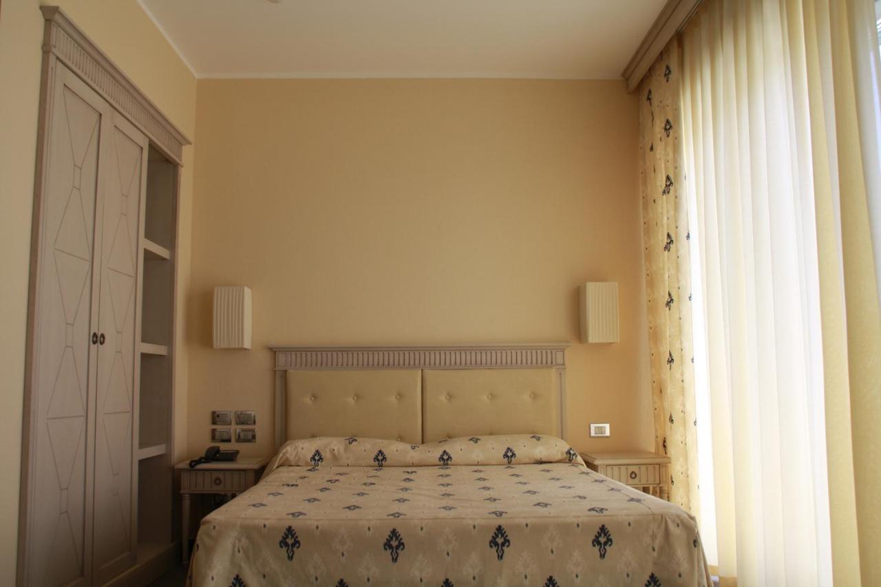 Hotel Villaggio Club Altalia Brancaleone Pokoj fotografie